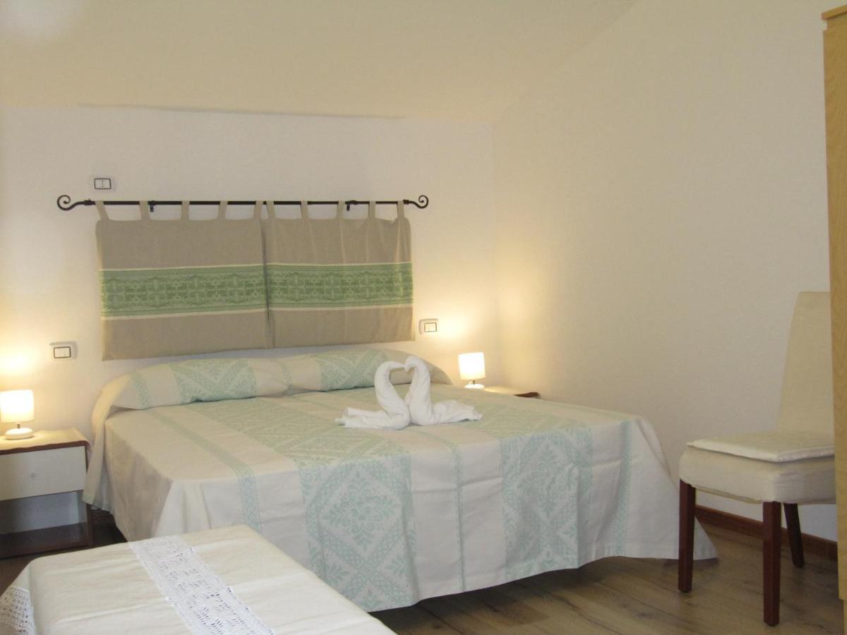 B&B I Limoni Sorso Eksteriør billede